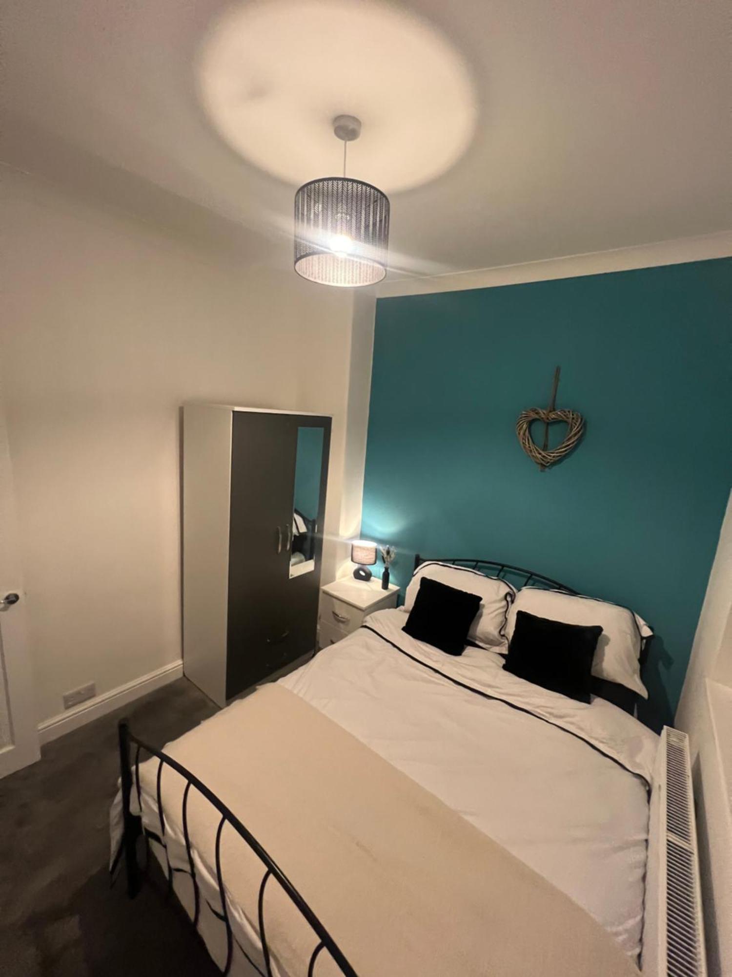 Cosy Home Perfect For Families And Contractors With Free Parking 달링턴 외부 사진